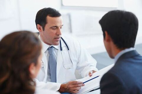 The endocrinologist will help diagnose diabetes mellitus and determine the treatment regimen for the pathology. 